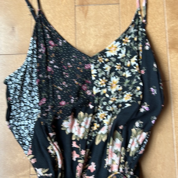 American Eagle Jumpsuit - Picture 4 of 6